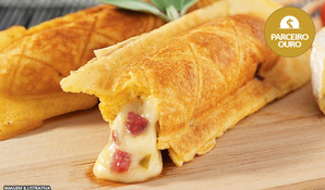 Já deu água na boca! Crepe salgado ou doce, simples ou triplo na Tapiocaria Crepe e Show em anexo ao Giassi Santa Bárbara a partir de R$ 2,99