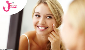 Limpeza de pele profunda com extração de cravos e espinhas + cauterização e hidratação facial + máscara rejuvenescedora + drenagem e massagem facial + peeling de brasão + infra vermelho com luz de led
