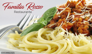Almoço de domingo com buffet livre típico Italiano com opções de galinha com polenta, fortaia, carnes, massas, saladas e sobremesas no Restaurante Família Rosso